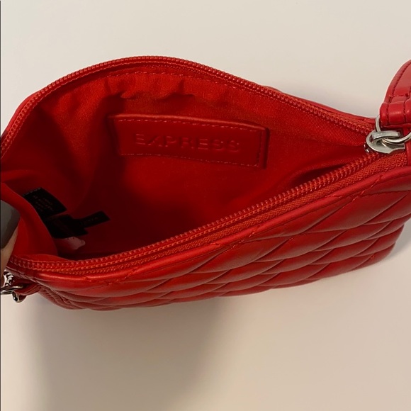 Express Wristlet - Picture 6 of 7